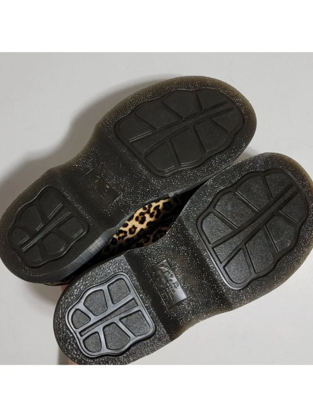 NEW Dr. Martens 5-Eye Leopard and Suede Shoes Goth Grunge Punk 90s Womens 8